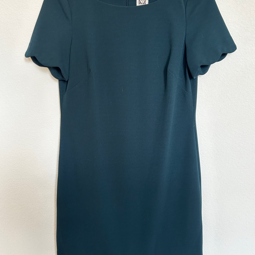 Anne Klein Scallop Hem Sheath Dress – Size 6 (Deep Teal / Emerald Green)